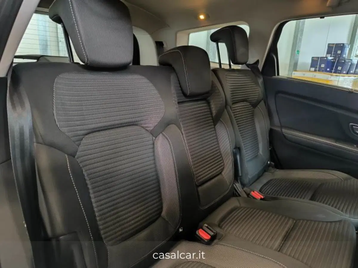 Renault Grand Scénic usata a Salerno (14)