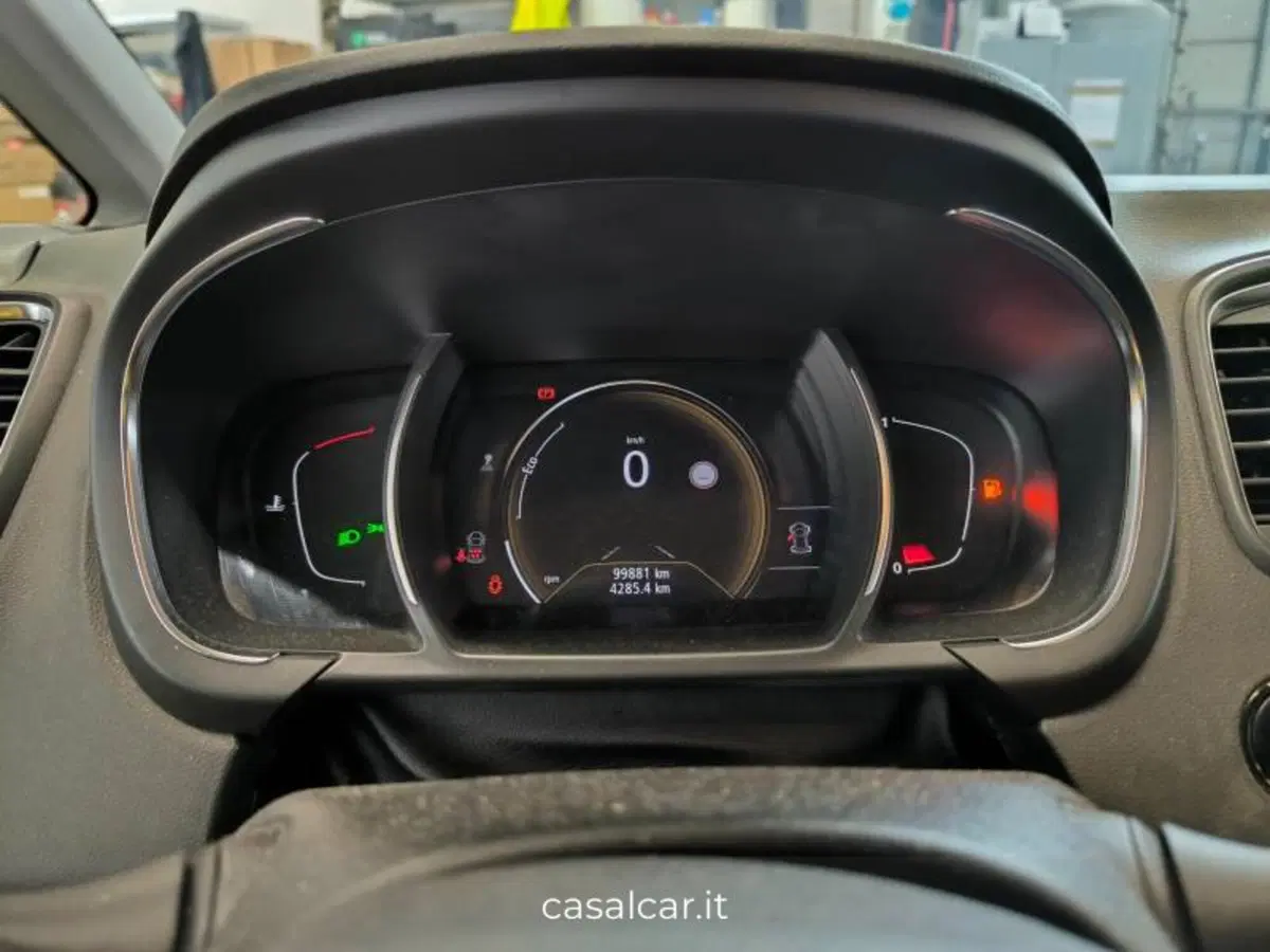 Renault Grand Scénic usata a Salerno (8)
