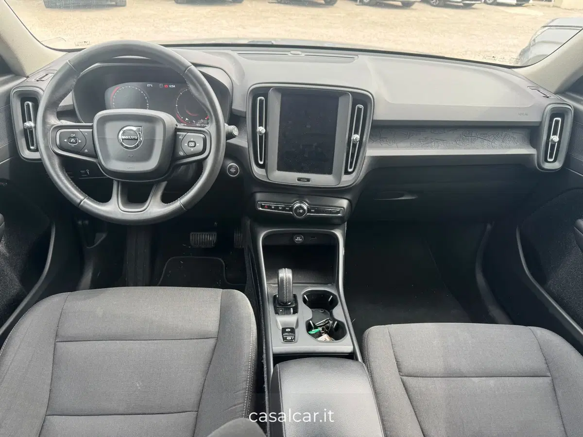 Volvo XC40 usata a Salerno (12)