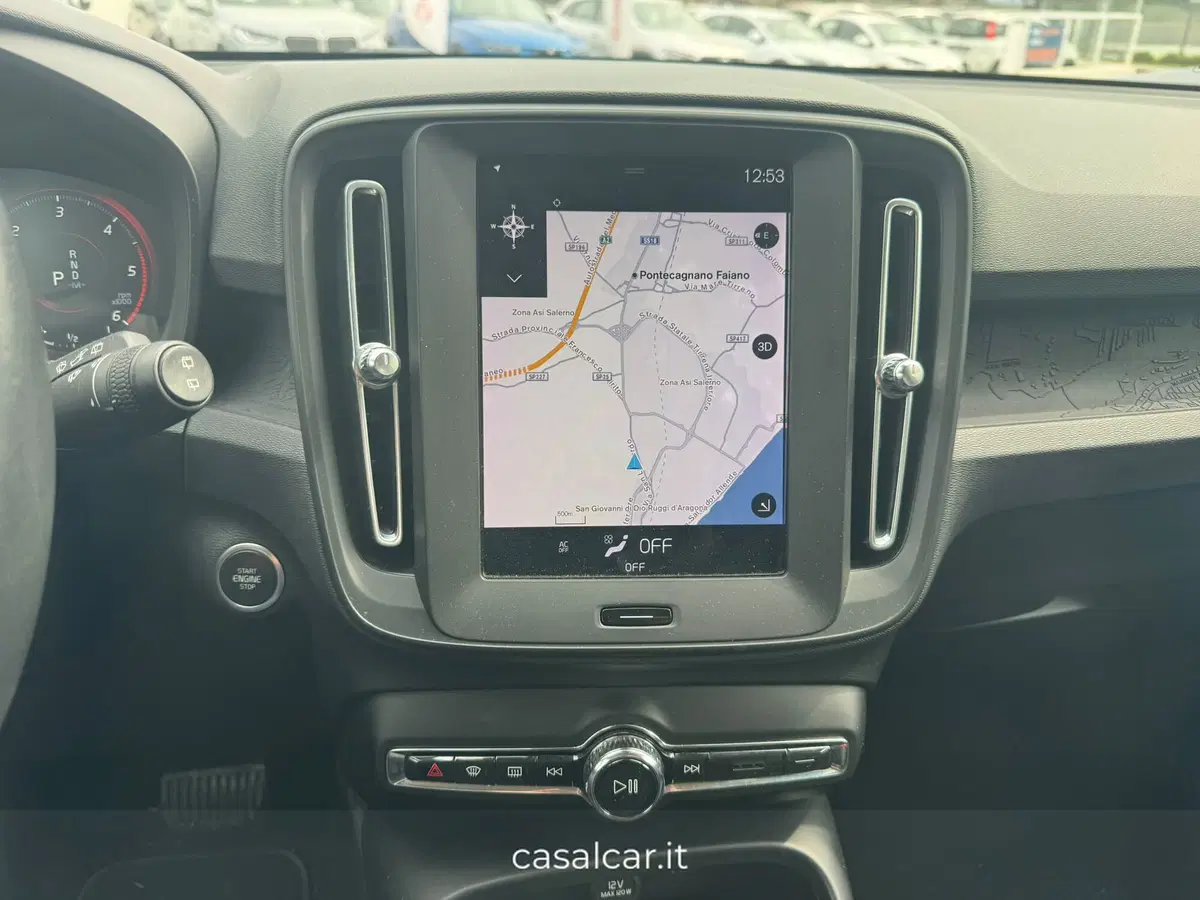 Volvo XC40 usata a Salerno (15)