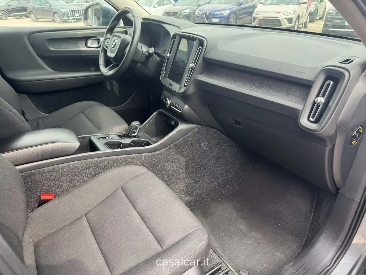 Volvo XC40 usata a Salerno (18)