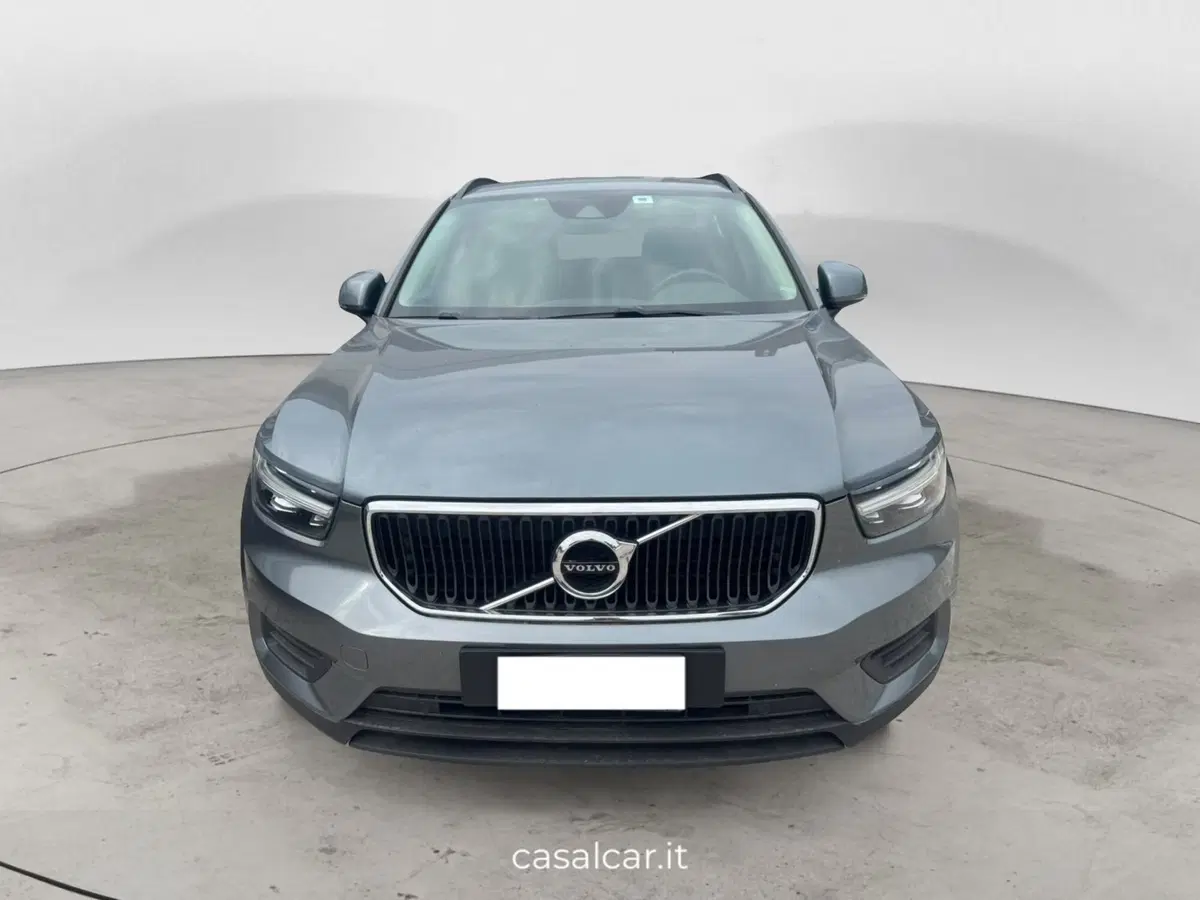 Volvo XC40 usata a Salerno (2)