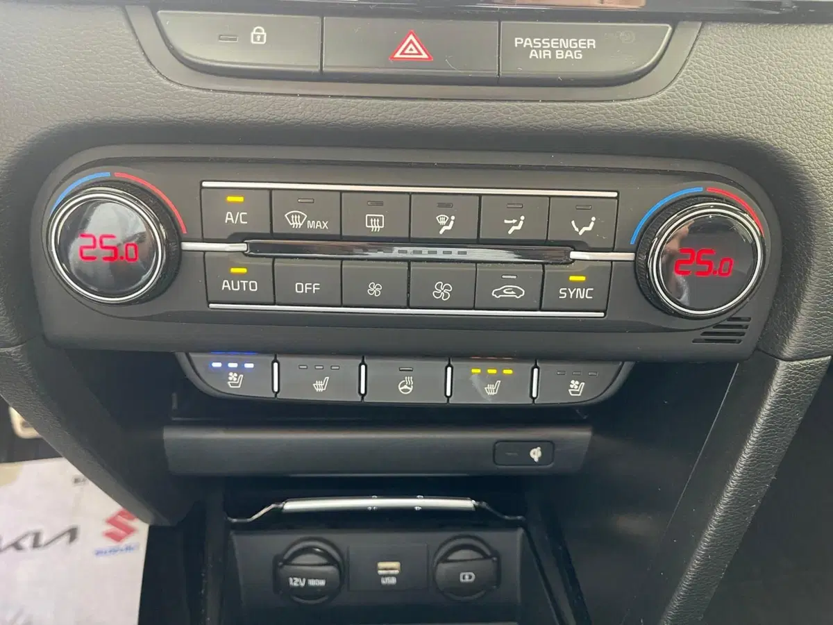 Kia XCeed usata a Napoli (18)