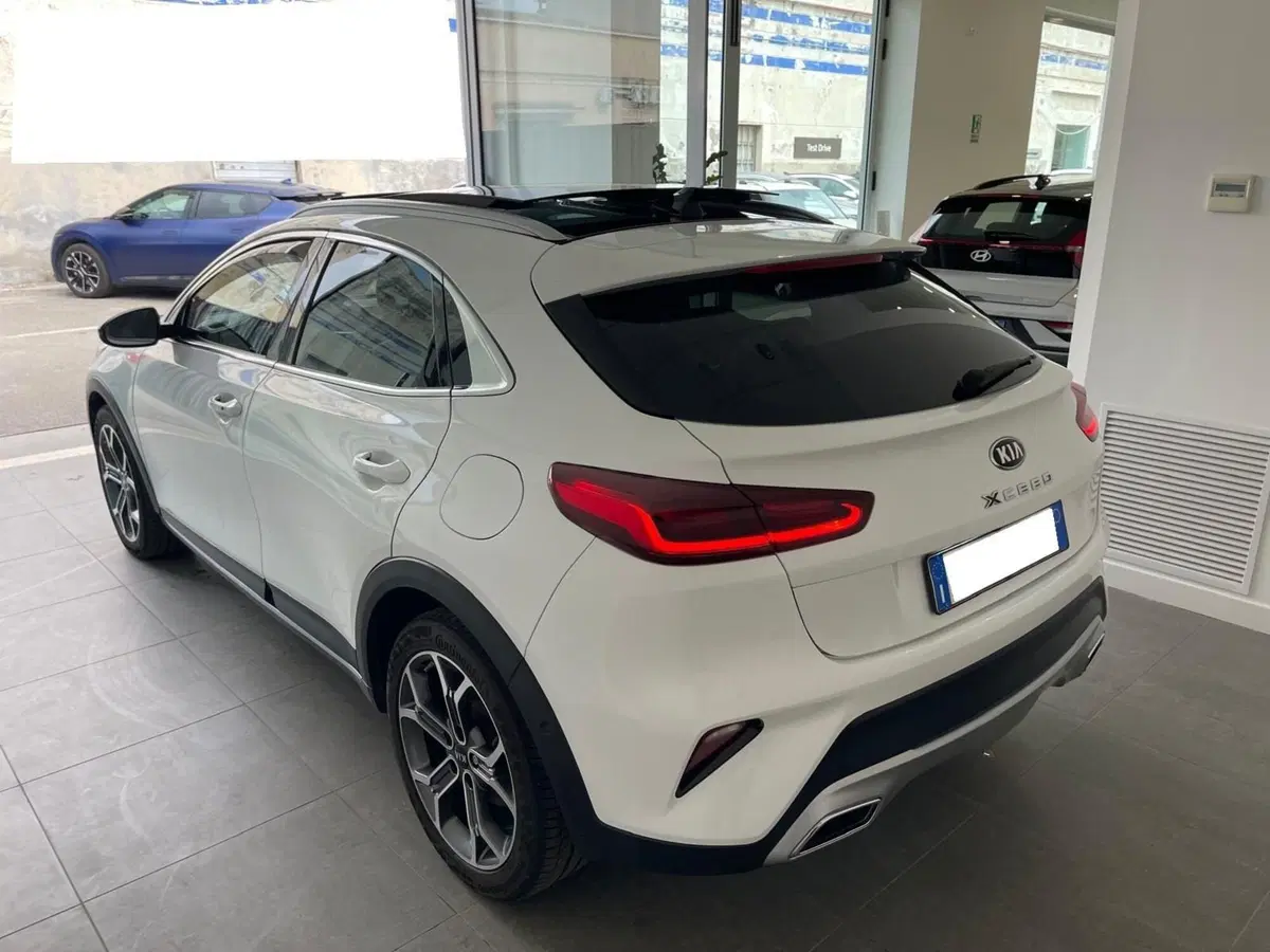 Kia XCeed usata a Napoli (5)