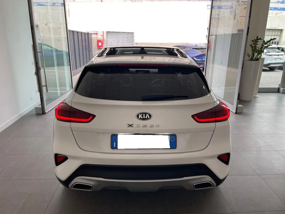 Kia XCeed usata a Napoli (7)