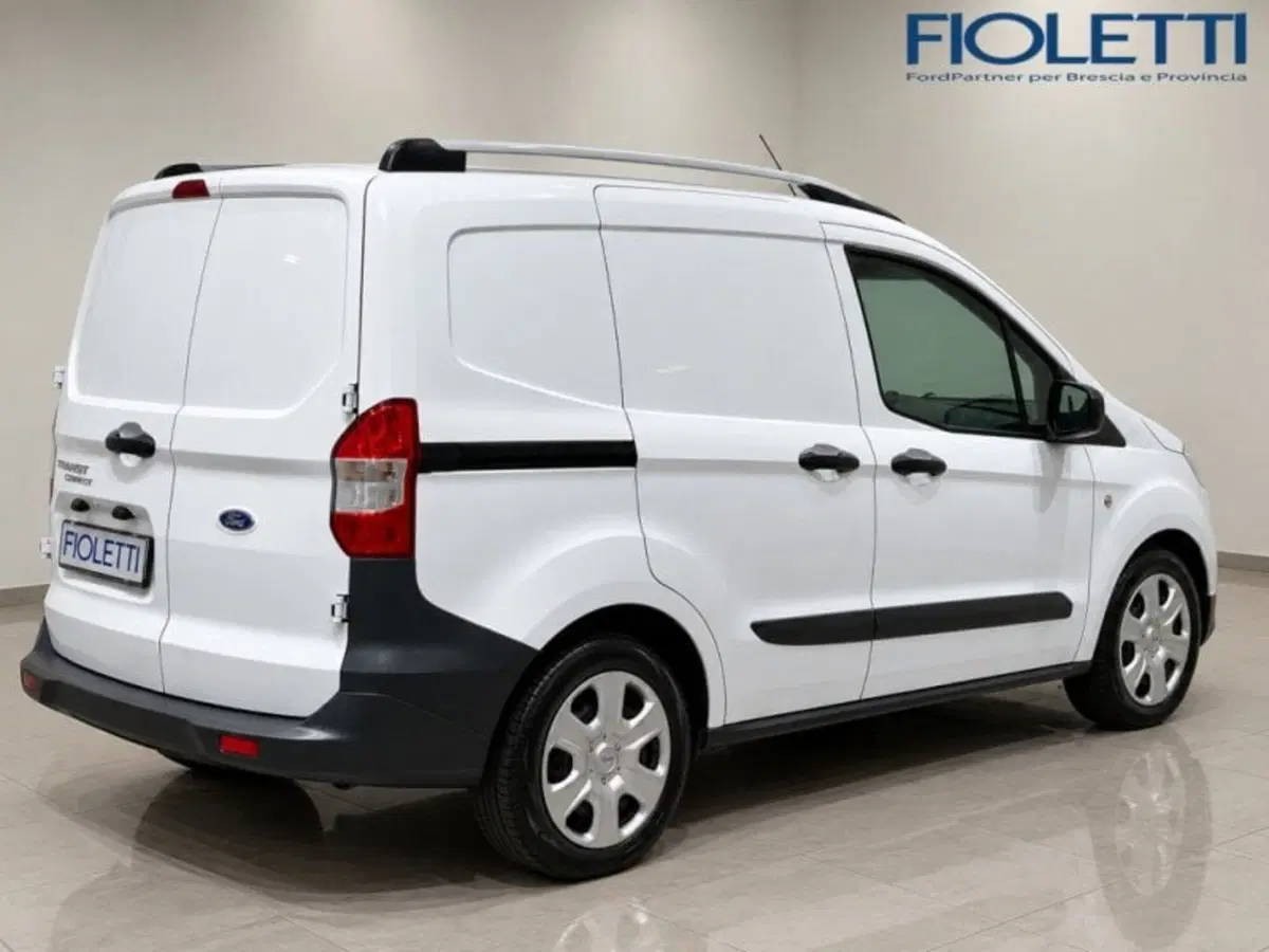 Ford Transit Courier usata a Brescia (2)