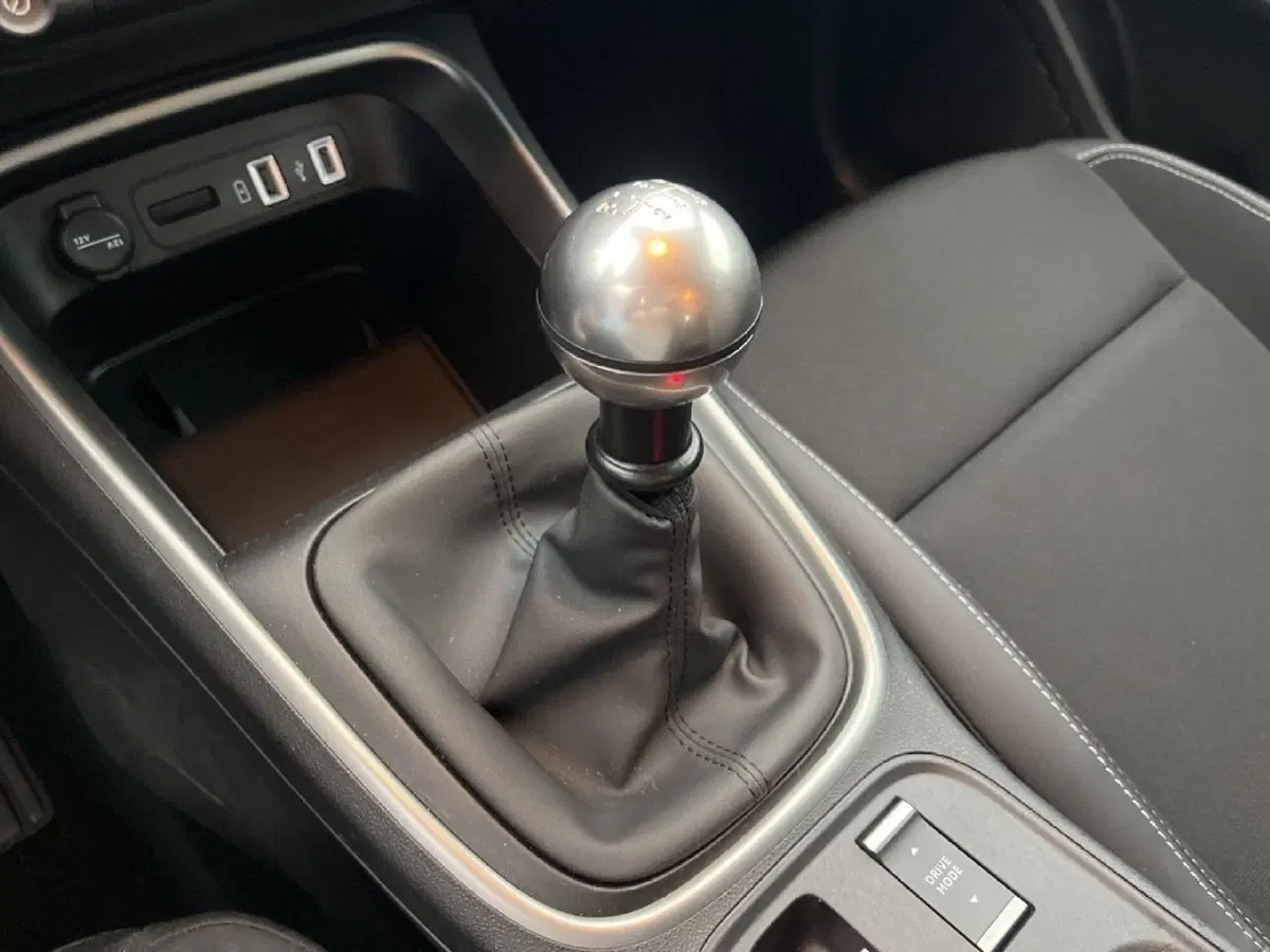 Jeep Avenger usata a Torino (13)