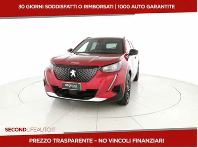 Peugeot 2008 BlueHDi 130 S&S EAT8 Allure Pack del 2023 usata a San Salvo