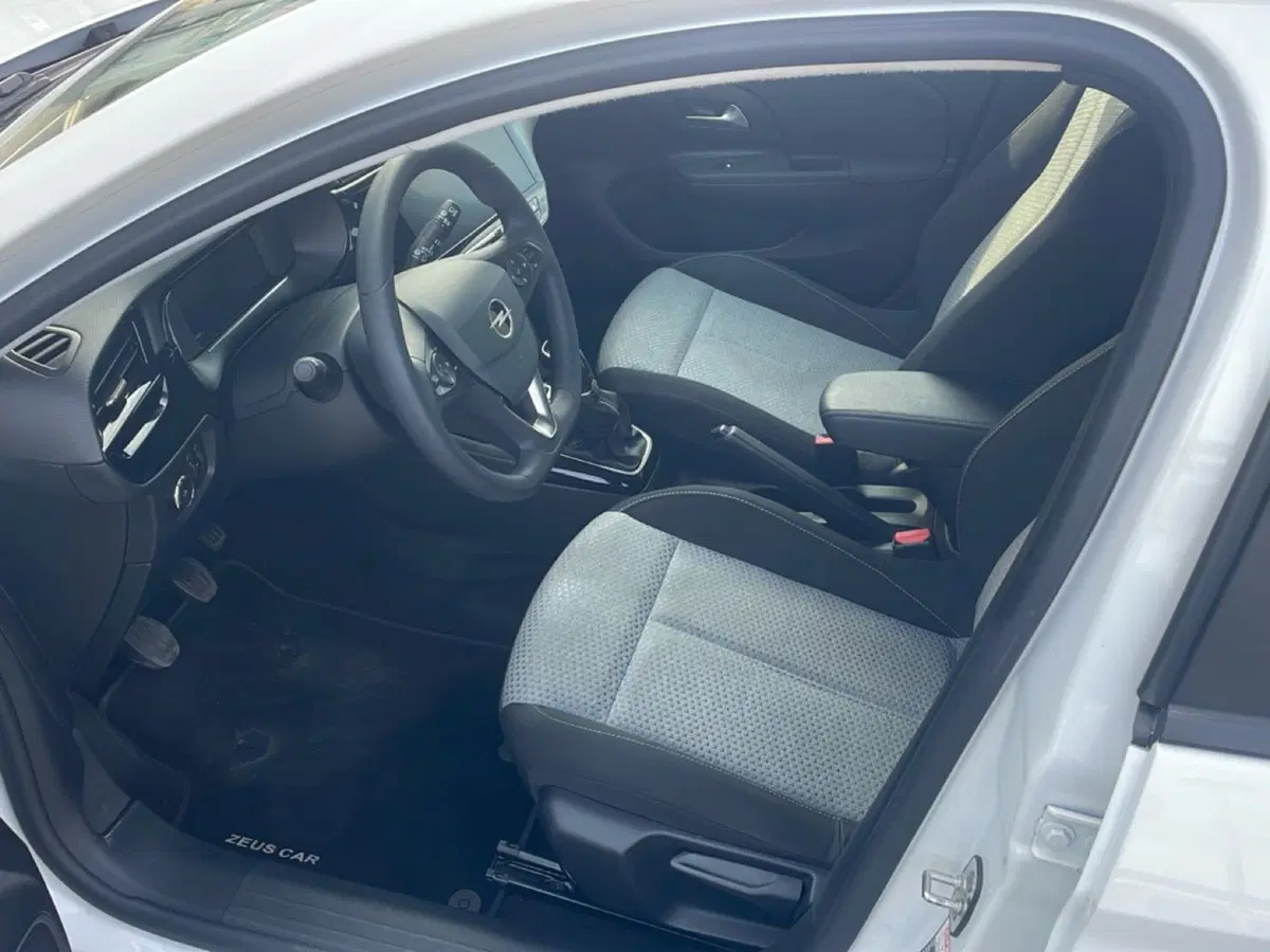 Opel Corsa usata a Bologna (12)