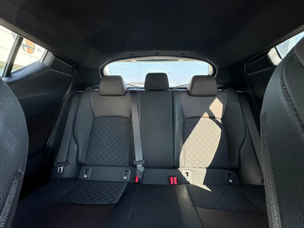 Toyota Toyota C-HR usata a Modena (14)
