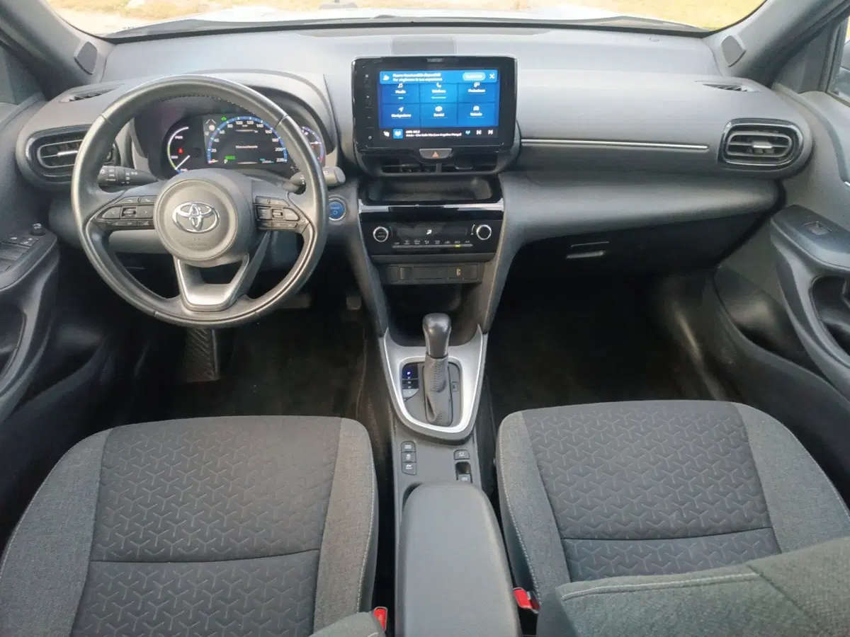 Toyota Yaris Cross usata a Forlì-Cesena (13)