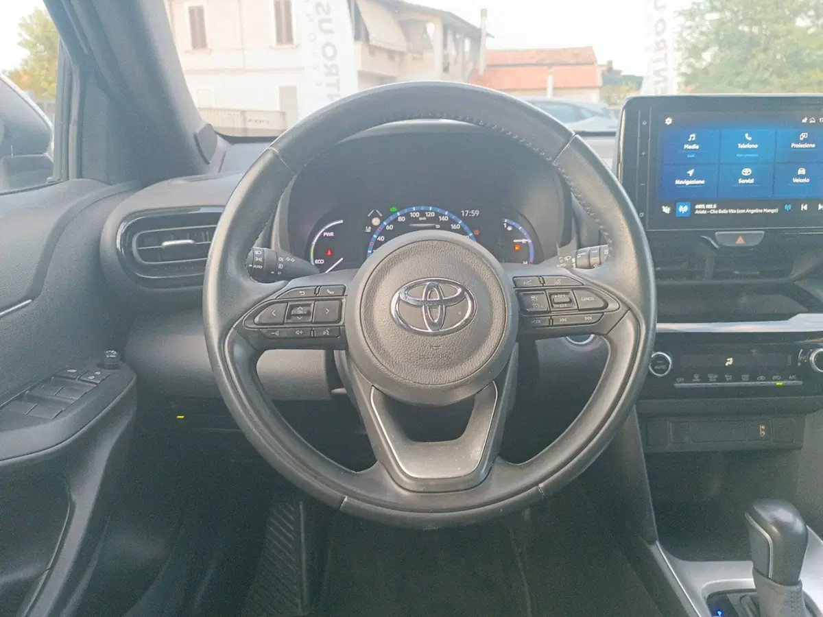 Toyota Yaris Cross usata a Forlì-Cesena (14)