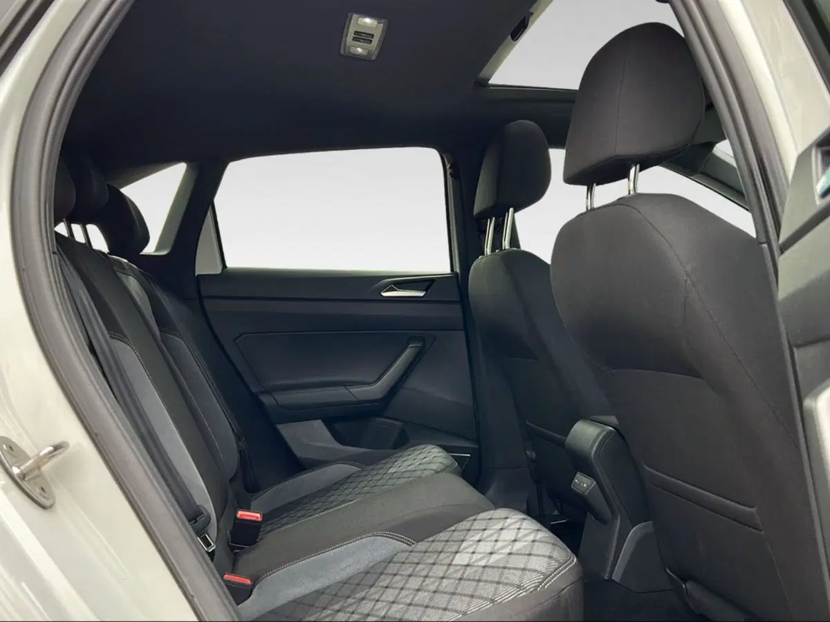 Volkswagen Taigo usata a Pisa (11)