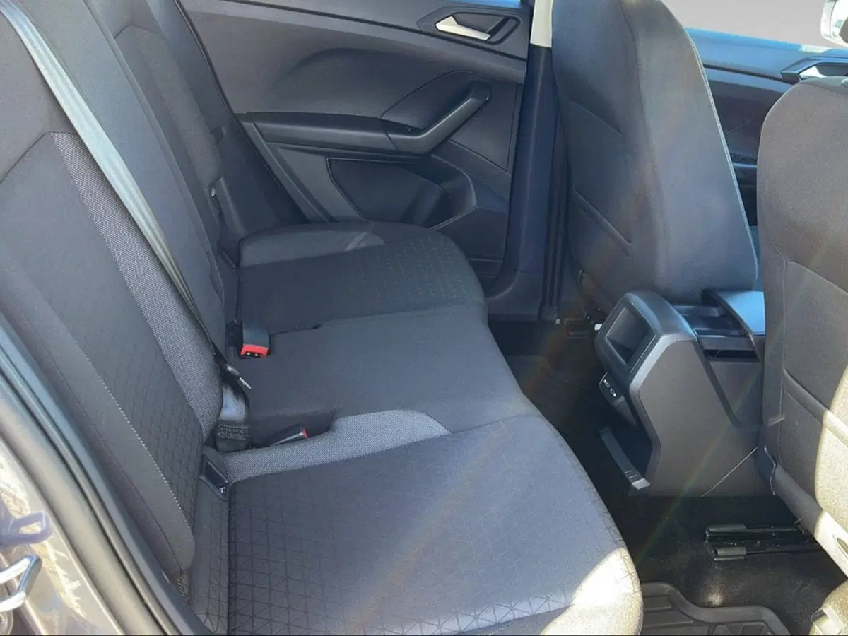 Volkswagen T-Cross usata a Livorno (10)
