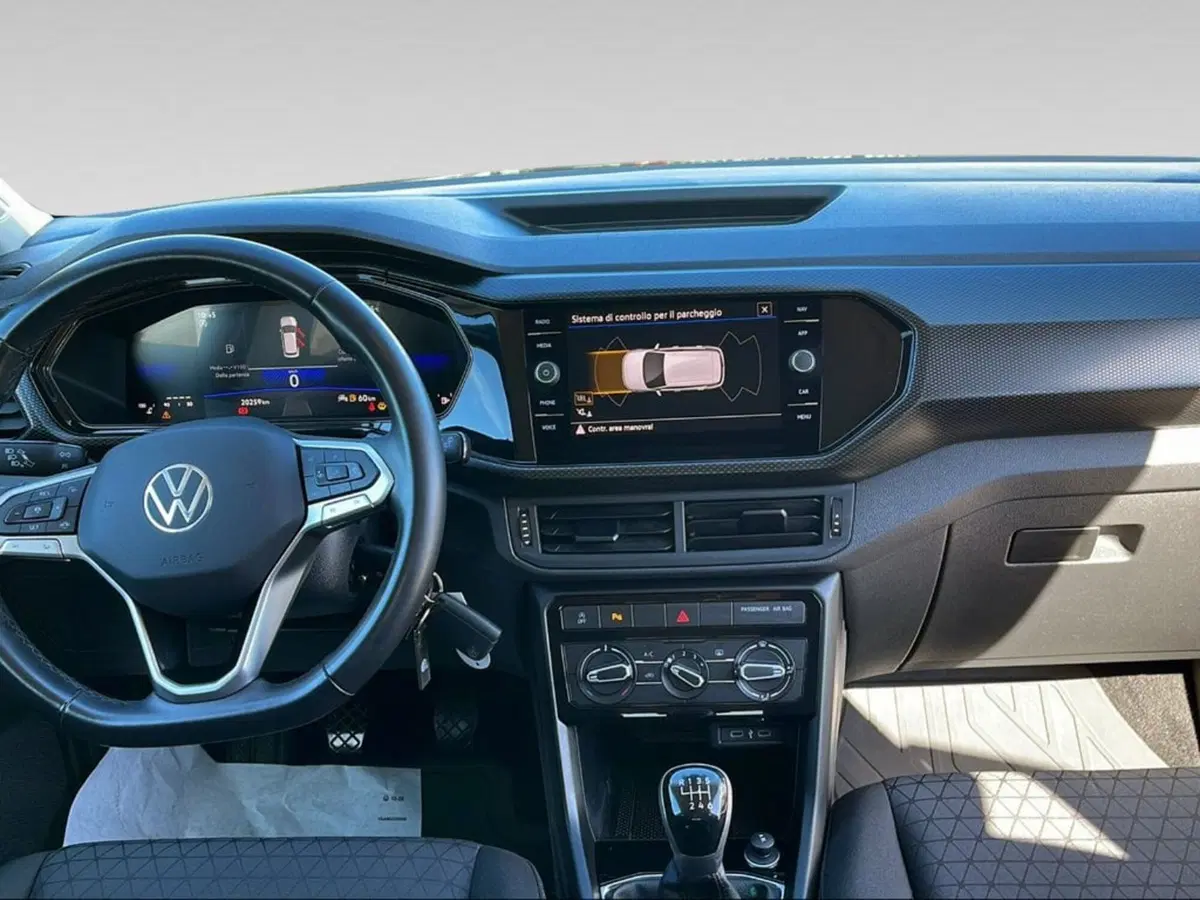 Volkswagen T-Cross usata a Livorno (6)