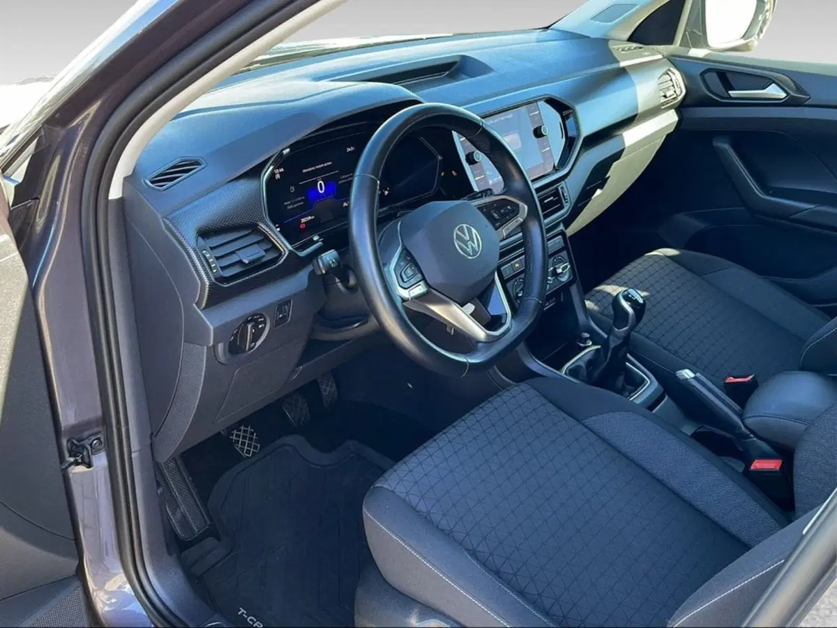 Volkswagen T-Cross usata a Livorno (7)