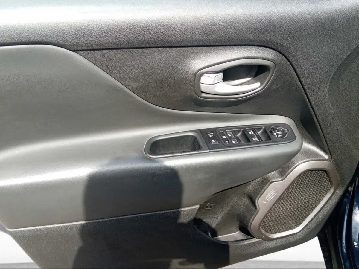 Jeep Renegade usata a Siena (17)