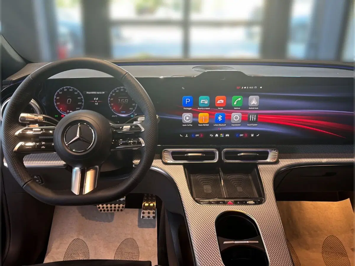 Mercedes-Benz GLC nuova a Grosseto (12)