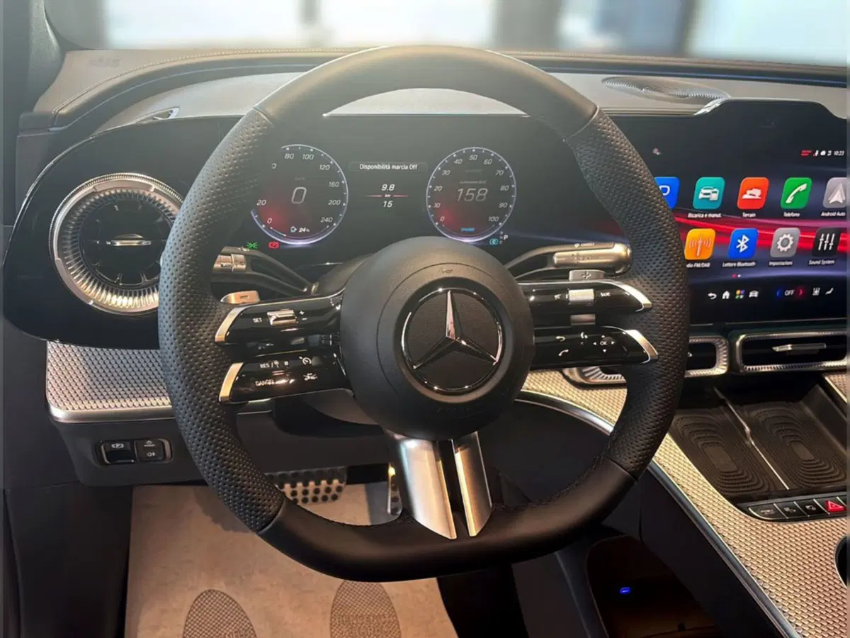 Mercedes-Benz GLC nuova a Grosseto (13)
