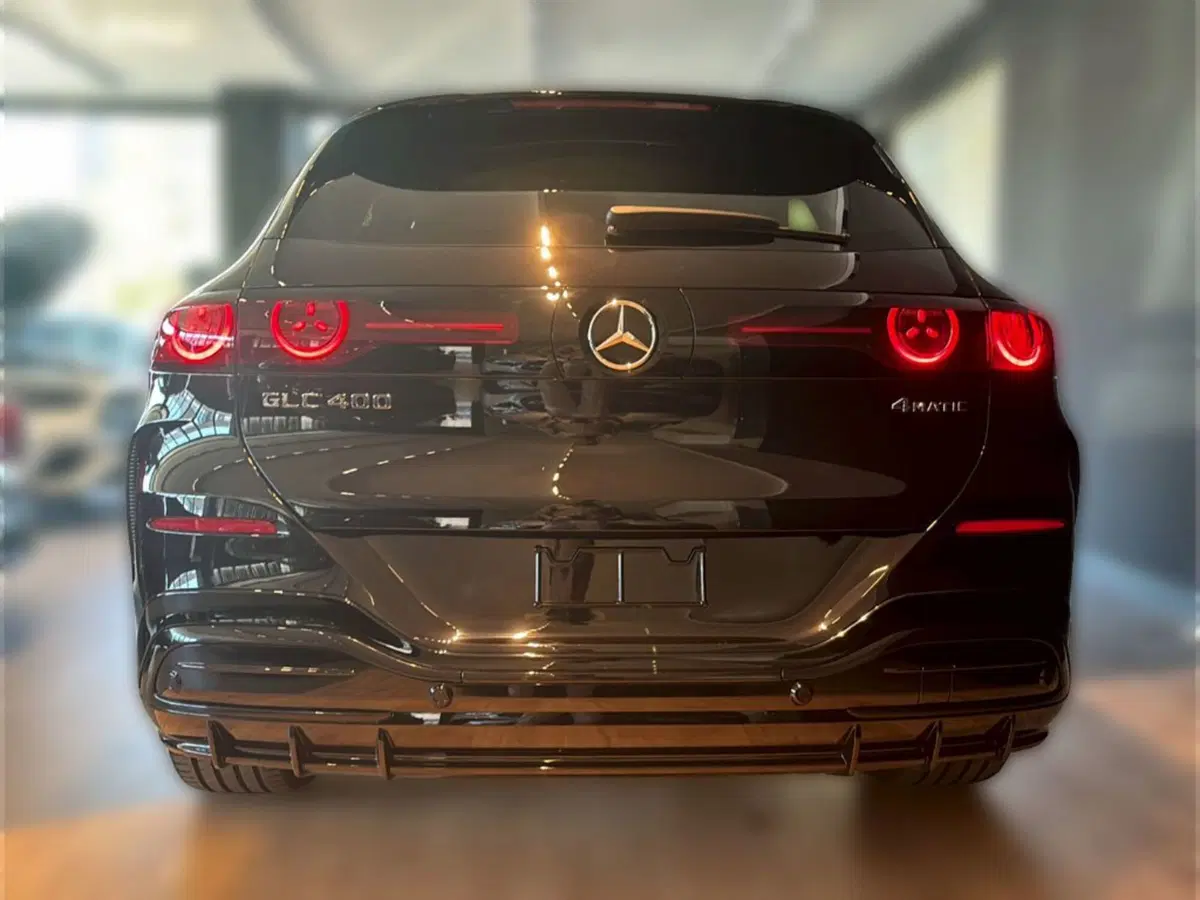 Mercedes-Benz GLC nuova a Grosseto (5)