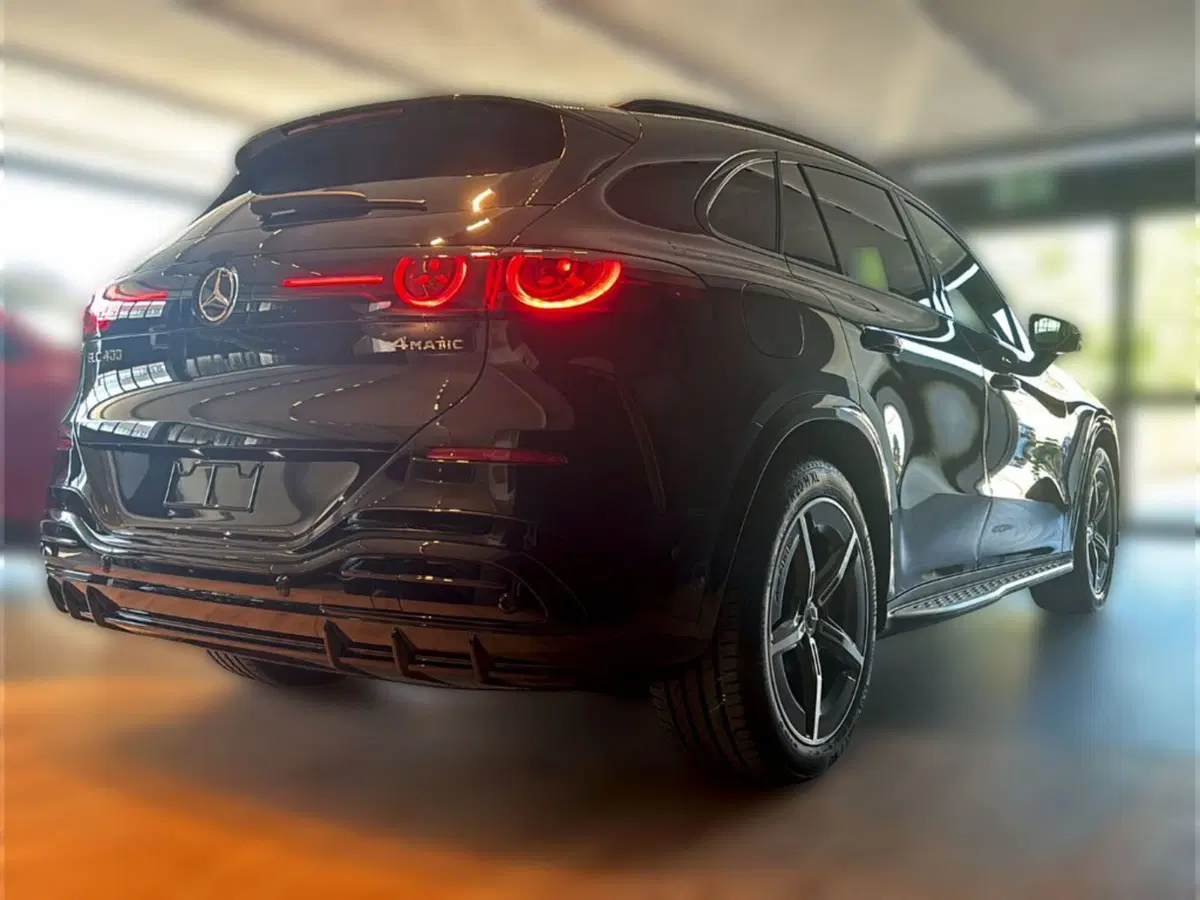 Mercedes-Benz GLC nuova a Grosseto (6)