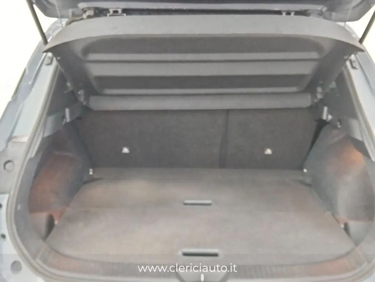 Nissan Qashqai usata a Como (16)