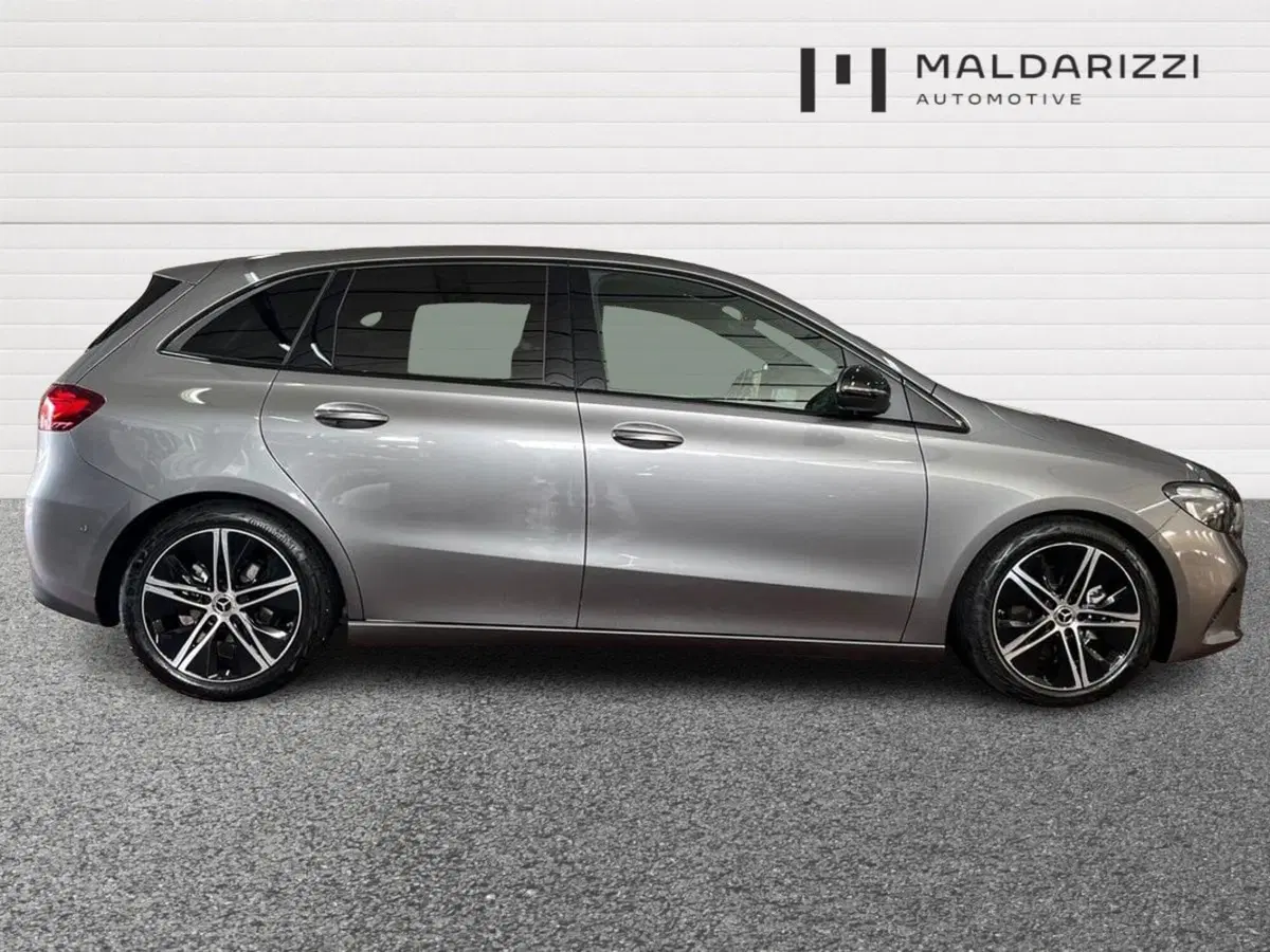 Mercedes-Benz Classe B usata a Bari (5)