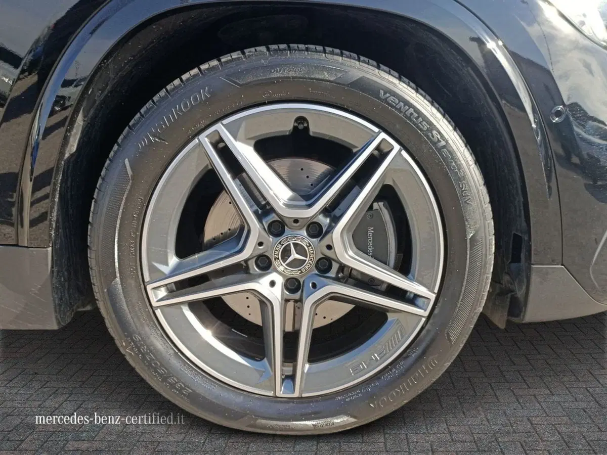 Mercedes-Benz GLA SUV usata a Bari (17)