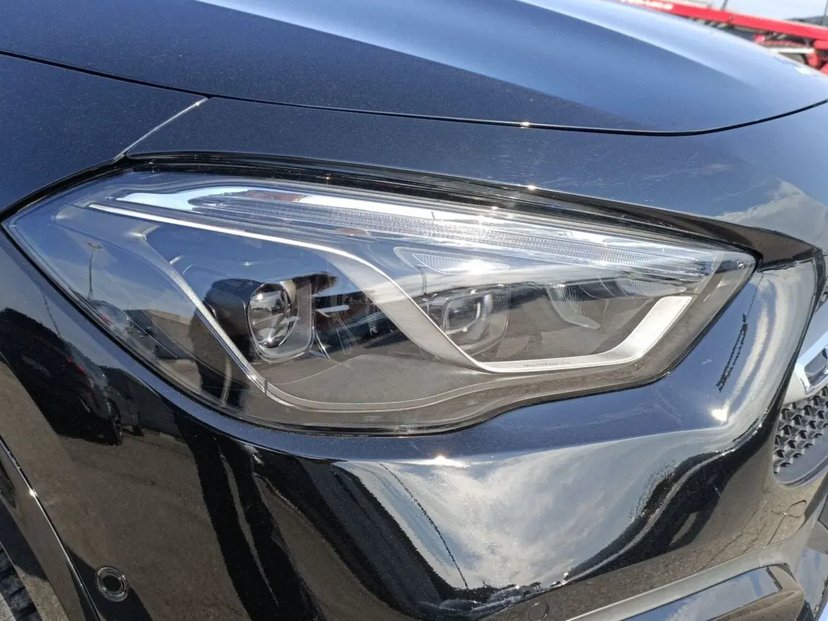 Mercedes-Benz GLA SUV usata a Bari (7)