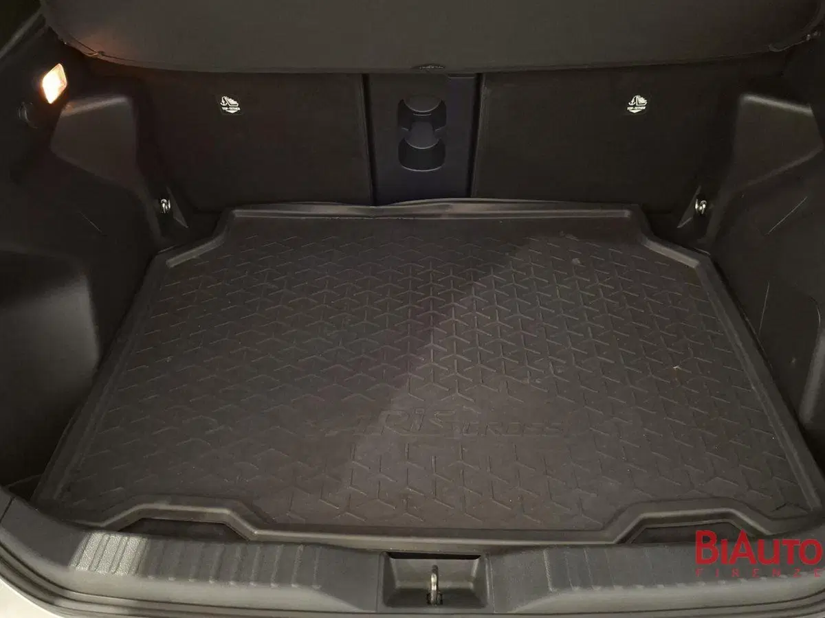 Toyota Yaris Cross usata a Firenze (6)
