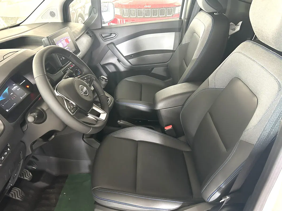 Nissan Townstar nuova a Ferrara (8)