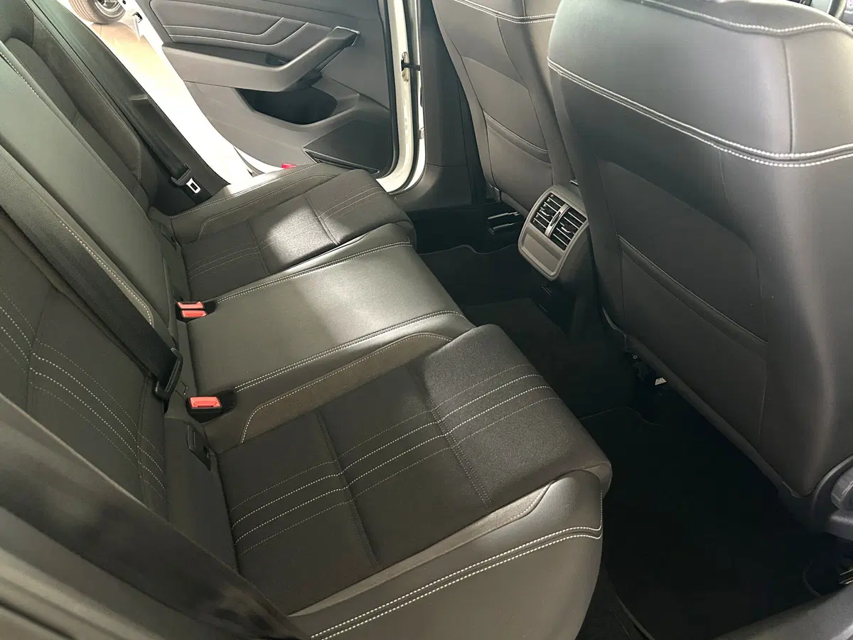 Volkswagen Passat Variant usata a Ferrara (13)