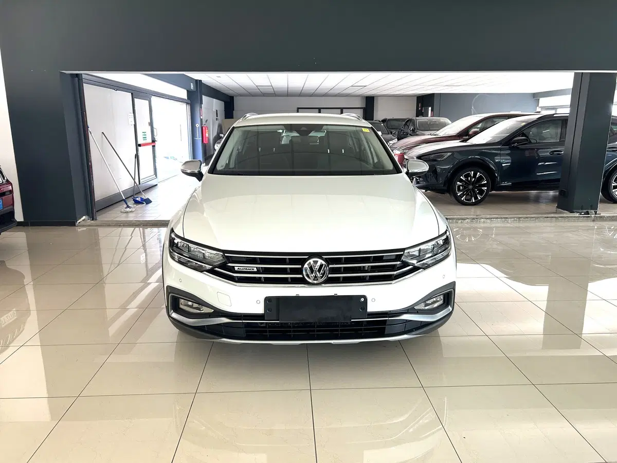 Volkswagen Passat Variant usata a Ferrara (2)