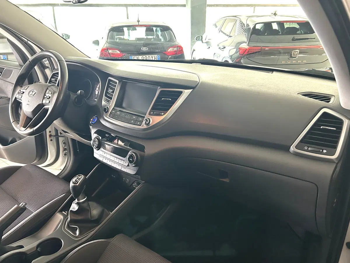 Hyundai Tucson usata a Ferrara (12)