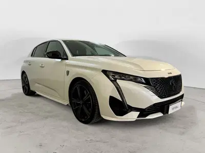 Peugeot 308 Hybrid 225 e-EAT8 GT Pack del 2021 usata a Monopoli