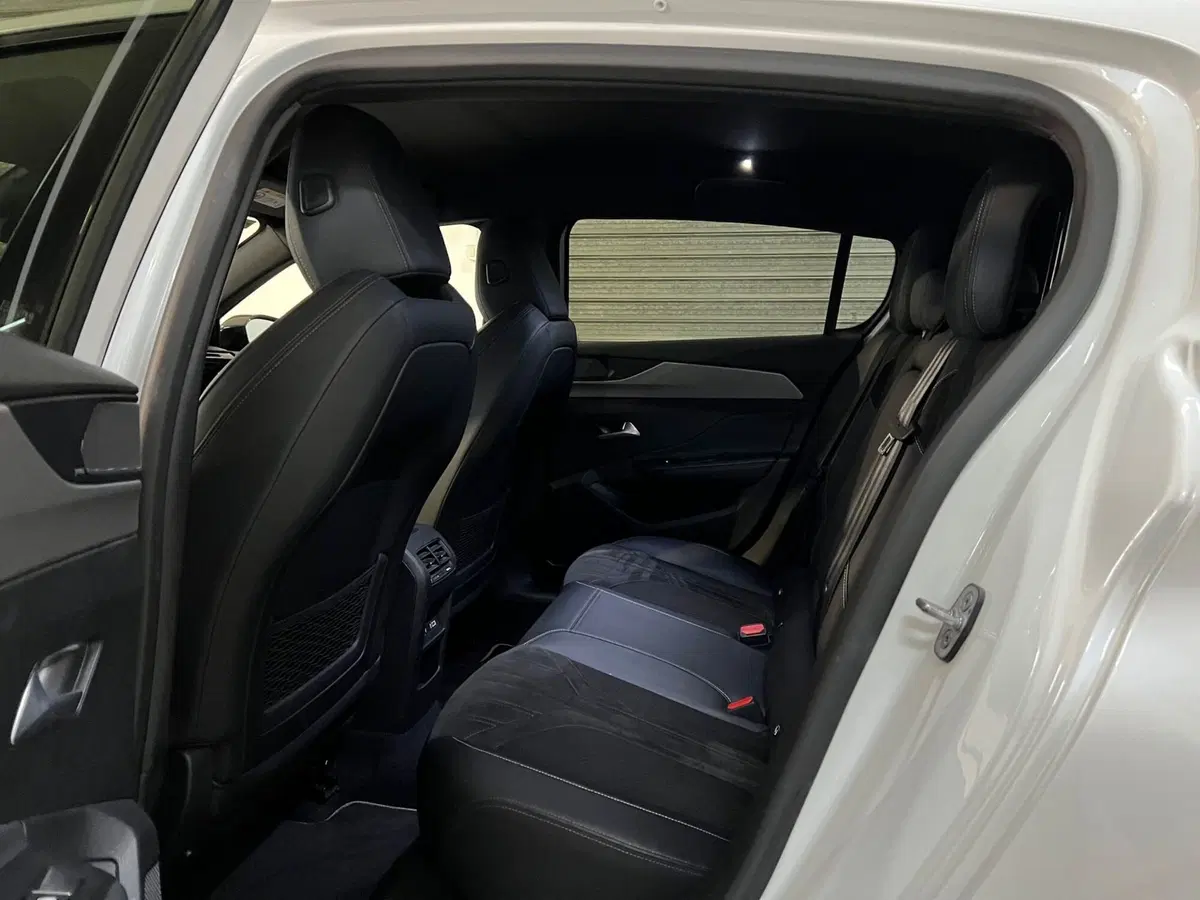 Peugeot 308 usata a Bari (16)