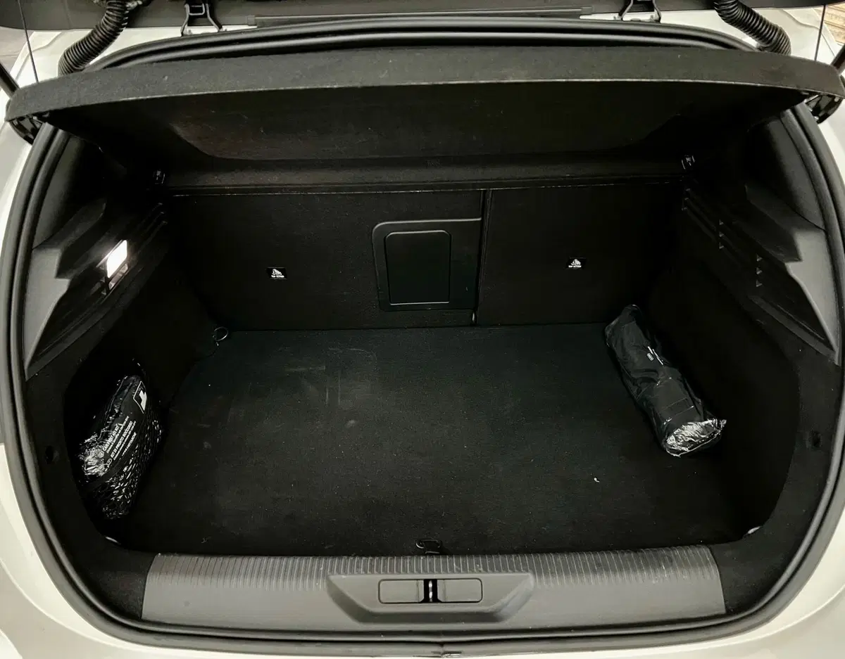 Peugeot 308 usata a Bari (9)