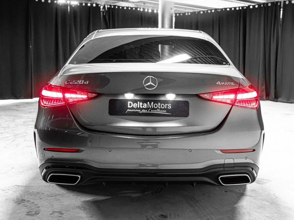 Mercedes-Benz Classe C nuova a Macerata (4)