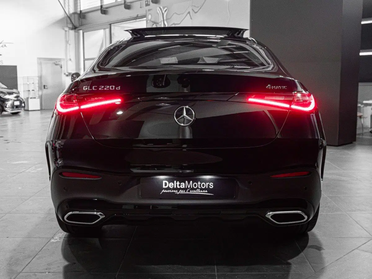Mercedes-Benz GLC Coupé nuova a Macerata (3)