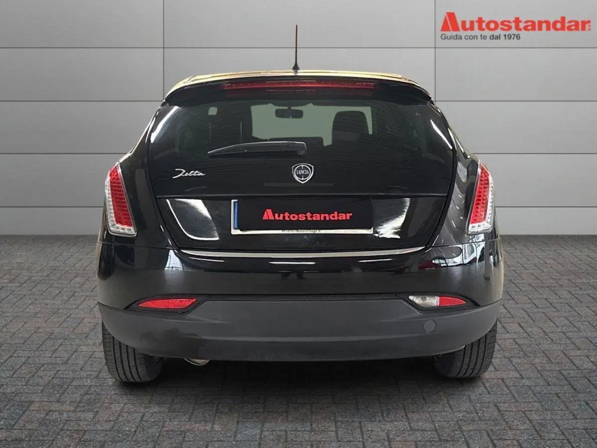Lancia Delta usata a Torino (5)