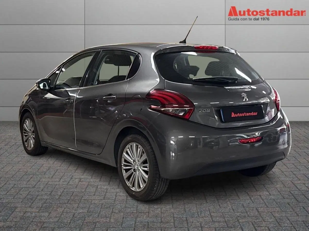 Peugeot 208 usata a Torino (5)
