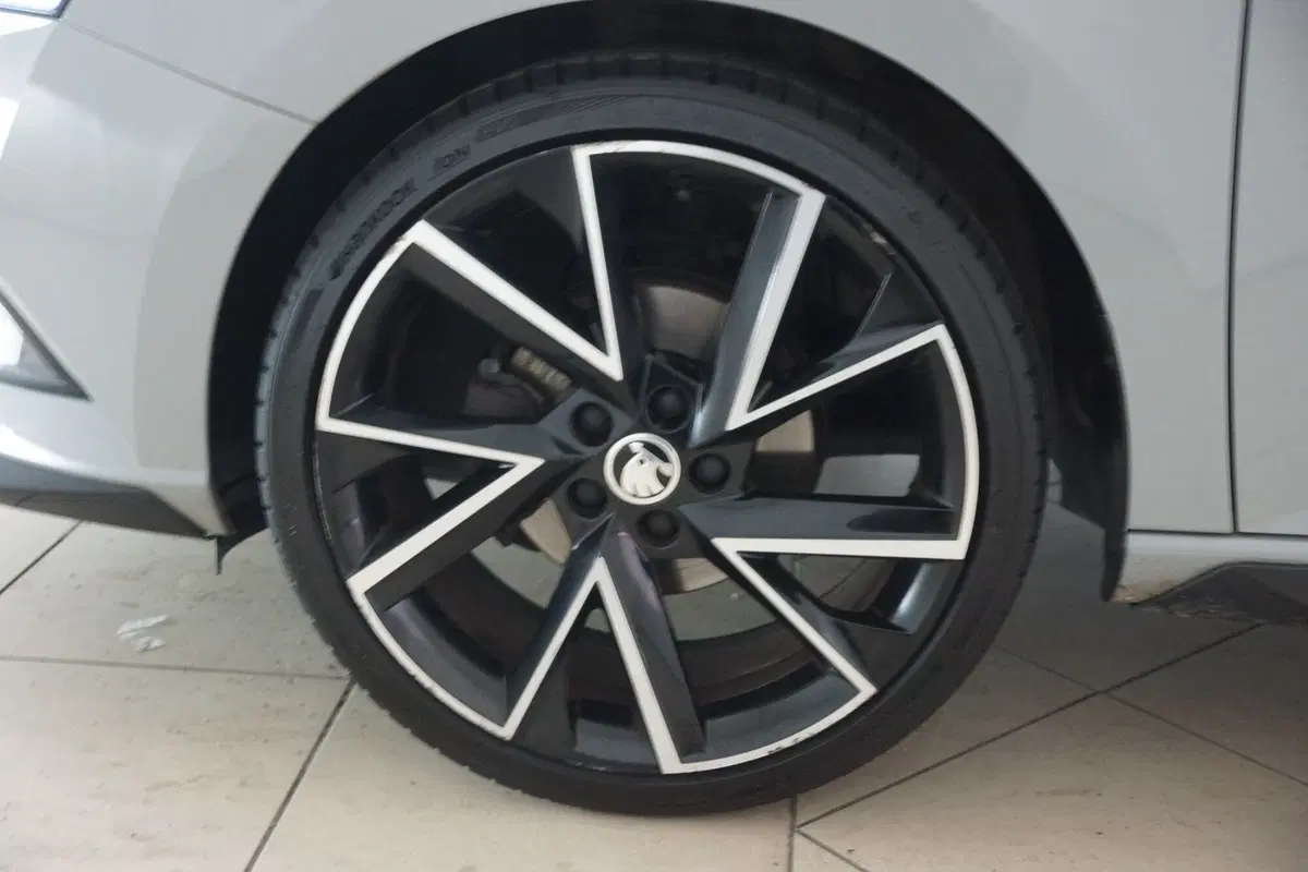 Skoda Fabia usata a Torino (19)