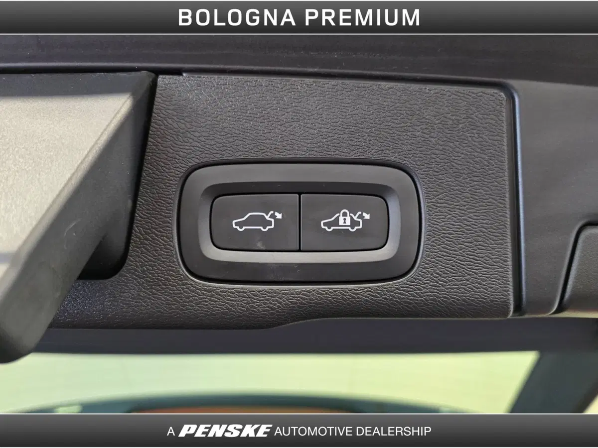Volvo XC60 usata a Bologna (11)