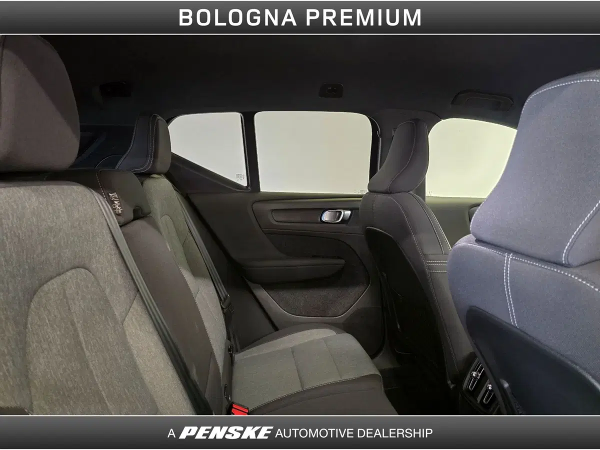 Volvo XC40 usata a Bologna (5)