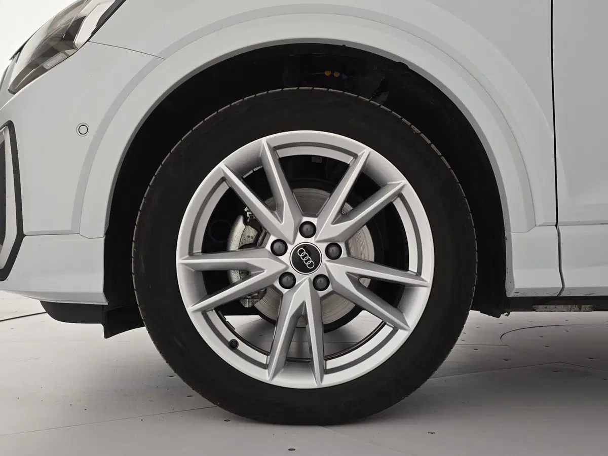 Audi Q2 usata a Cuneo (7)