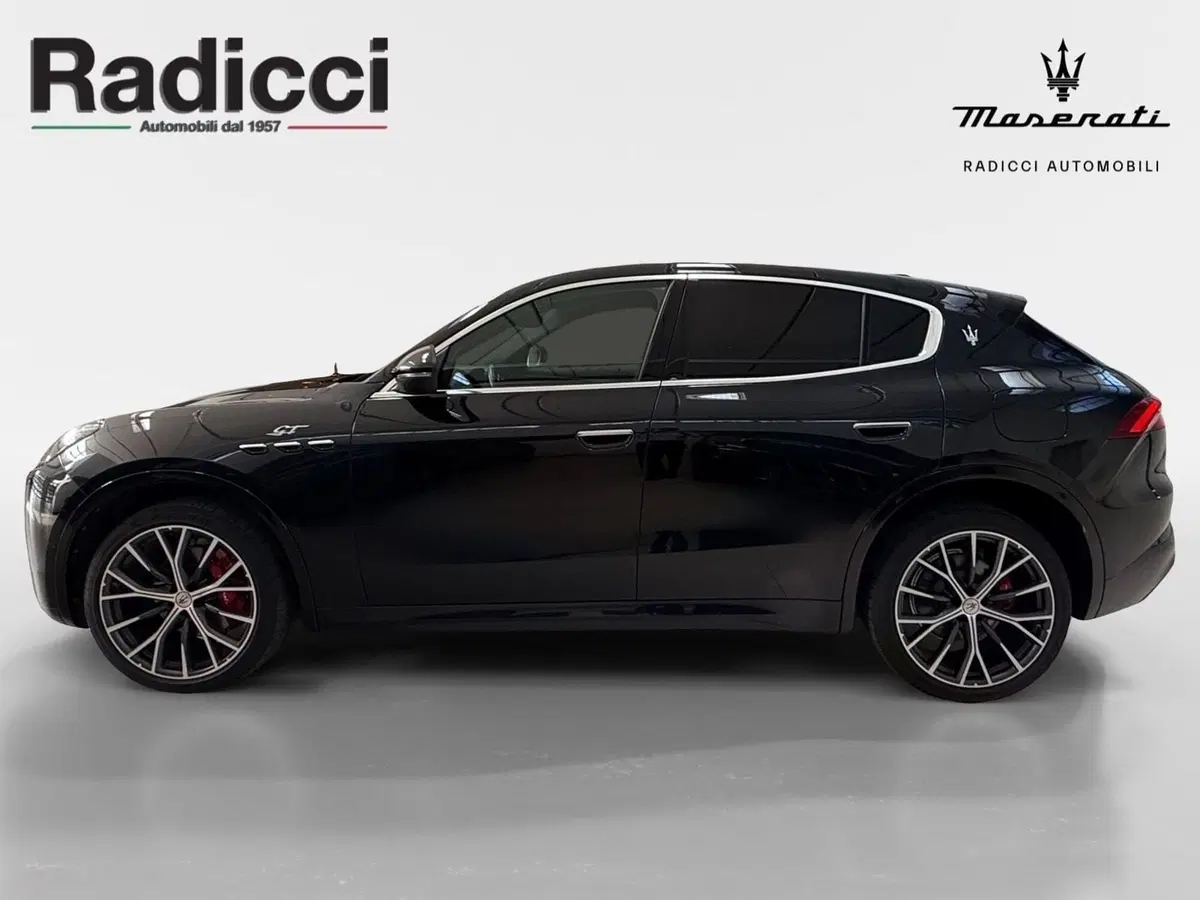 Maserati Grecale usata a Bari (9)