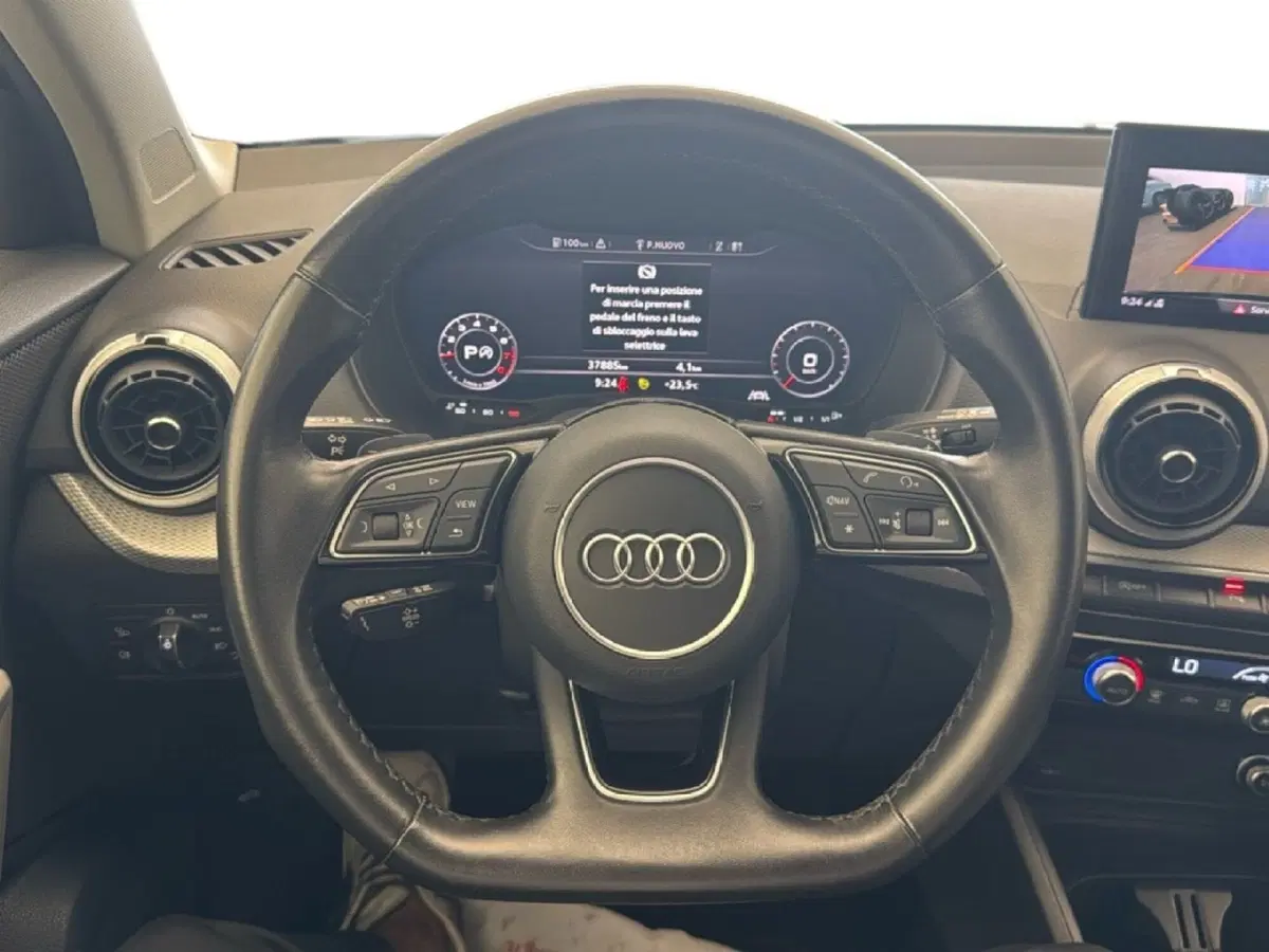 Audi Q2 usata a Caserta (9)