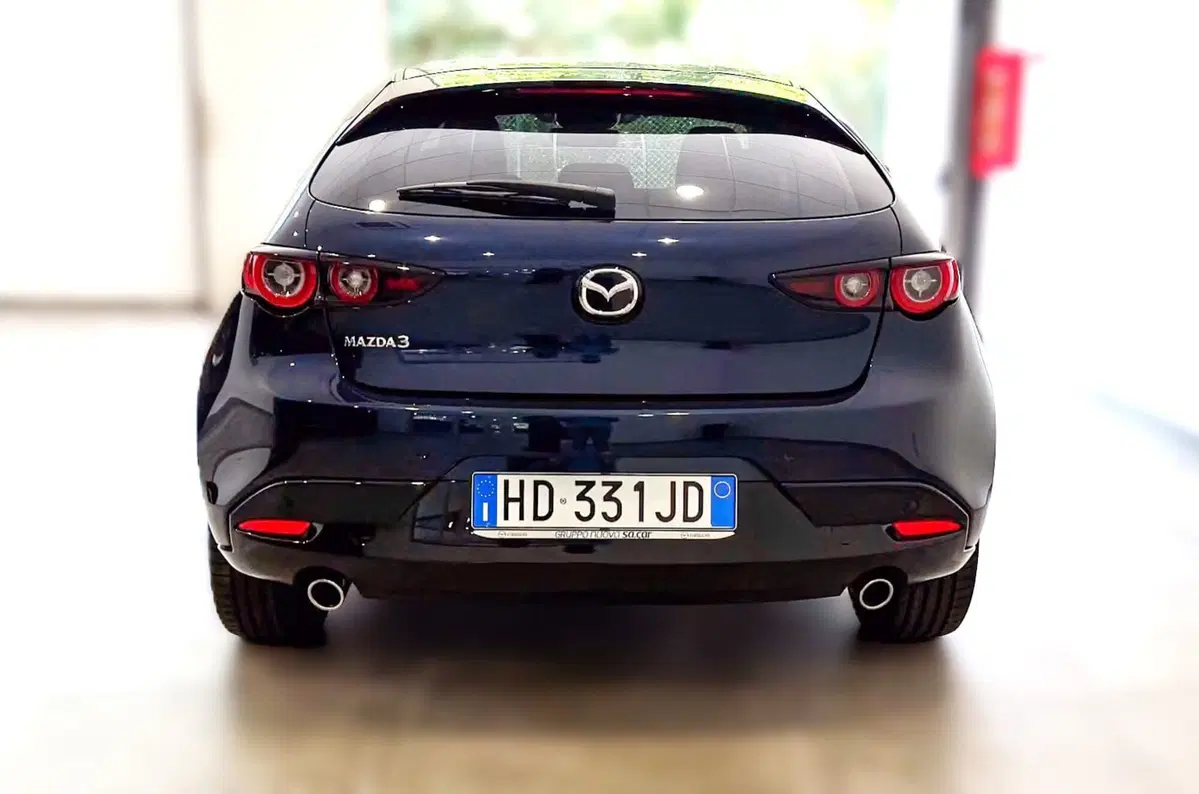 Mazda Mazda3 usata a Vercelli (4)