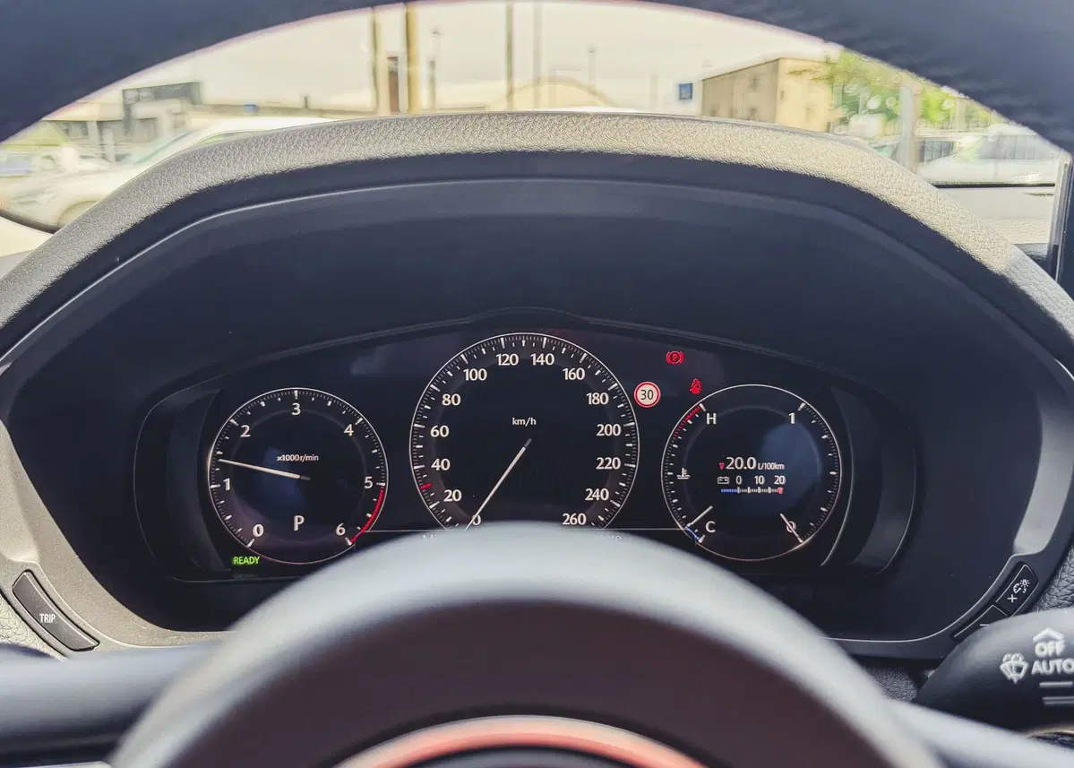 Mazda CX-60 usata a Vercelli (9)