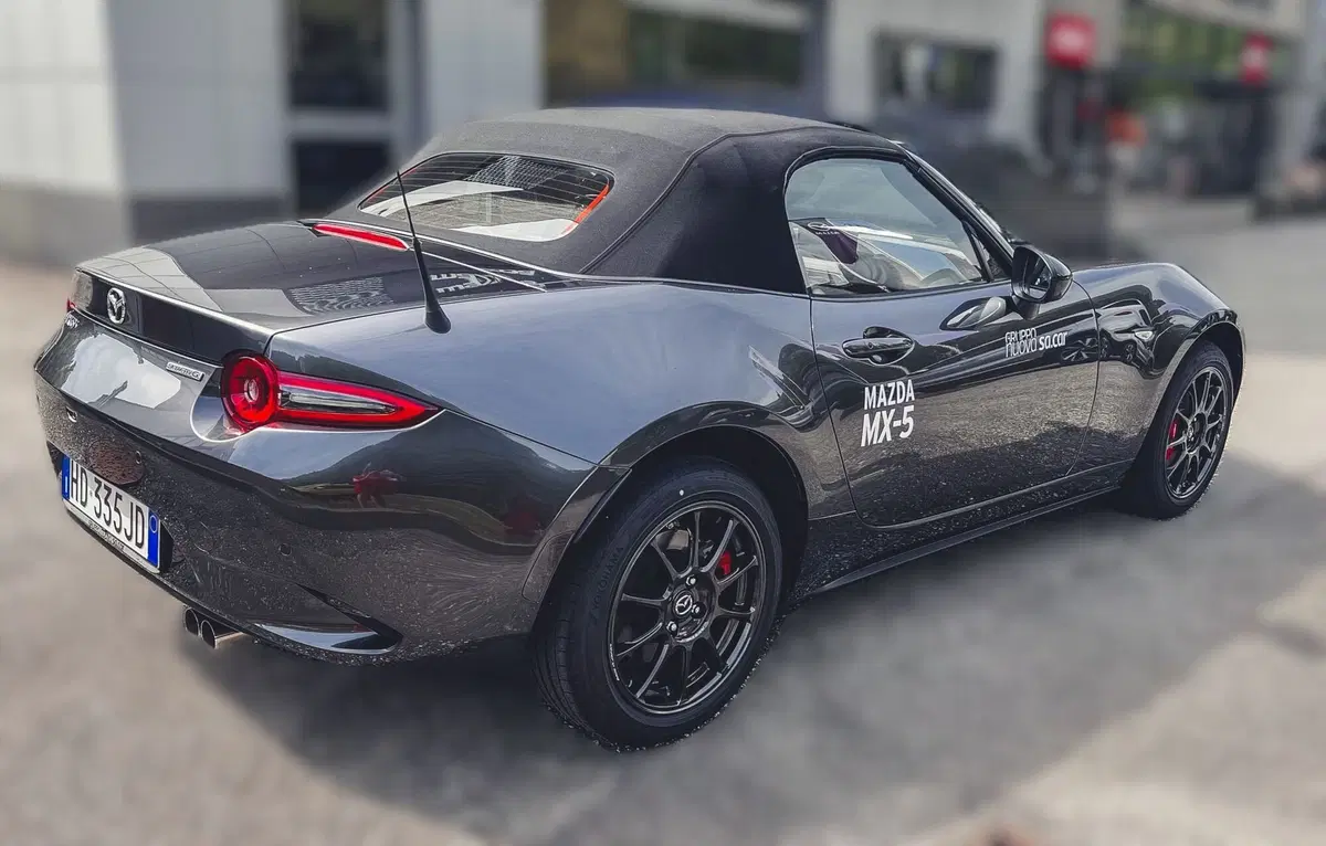 Mazda MX-5 usata a Verbano Cusio Ossola (4)